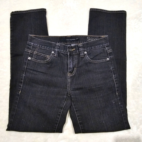 Calvin Klein Jeans | Size 27 / 4 | Skinny Fit | Dark Indigo Wash | Like New - Picture 2 of 13